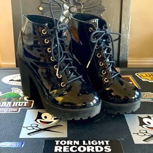 Chunky heel vinyl booties